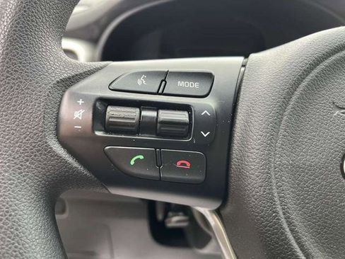 Used 2018 Kia Sorento FWD image 23