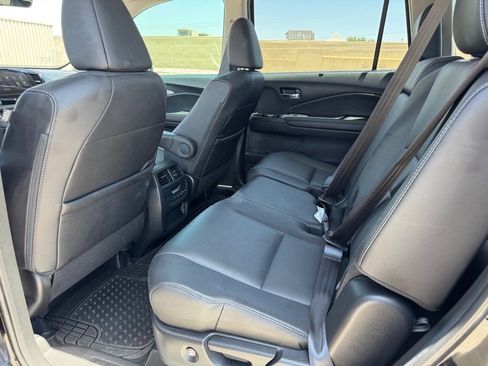 Used 2022 Honda Pilot Special Edition image 13