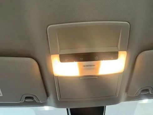 Used 2023 Nissan Altima 2.5 SV FWD image 17