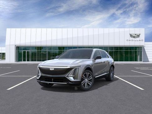 New 2026 Cadillac Lyriq Luxury image 6