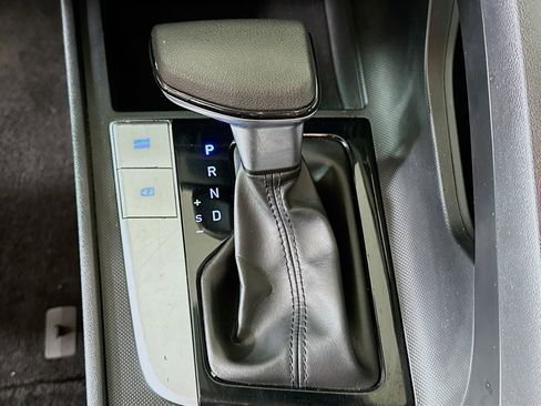 Used 2021 Hyundai Elantra SEL image 24