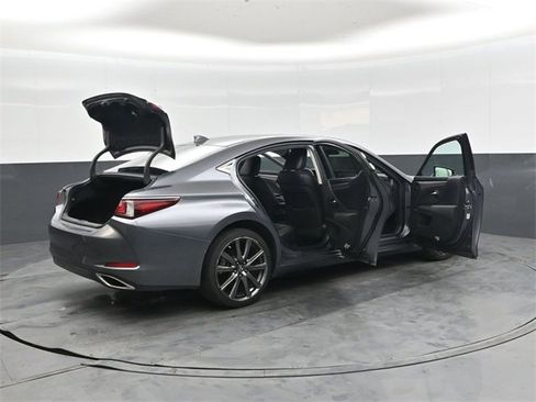 Used 2019 Lexus ES 350 Ultra Luxury image 46