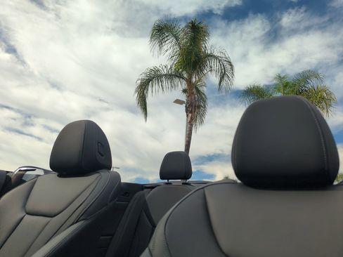 Certified 2024 BMW 430i Convertible w/ M Sport Package image 28