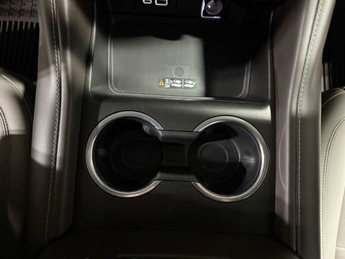 Used 2022 Chevrolet Tahoe LT w/ Luxury Package image 23