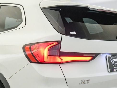 Certified 2023 BMW X1 xDrive28i w/ Convenience Package AWD/4WD image 12