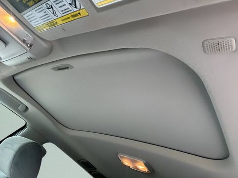 Used 2022 Toyota Sequoia SR5 AWD/4WD image 20