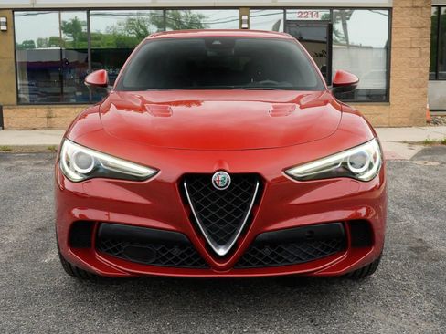 Used 2018 Alfa Romeo Stelvio Quadrifoglio w/ Convenience Package AWD/4WD image 2