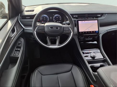New 2025 Jeep Grand Cherokee L Limited AWD/4WD image 7