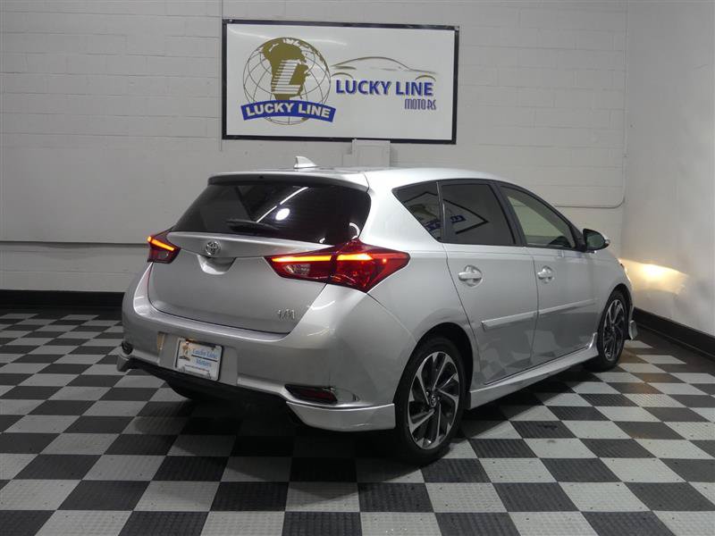 Used 2018 Toyota Corolla iM w/ All-Weather Mat Package FWD image 10
