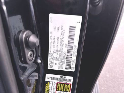 Used 2026 Toyota Tundra Platinum AWD/4WD image 34