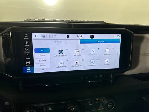 Certified 2024 Jeep Wrangler Unlimited AWD/4WD image 11