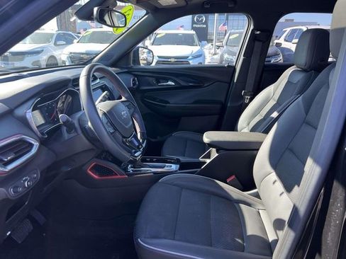 Used 2023 Chevrolet TrailBlazer RS w/ Sun and Liftgate Package image 16