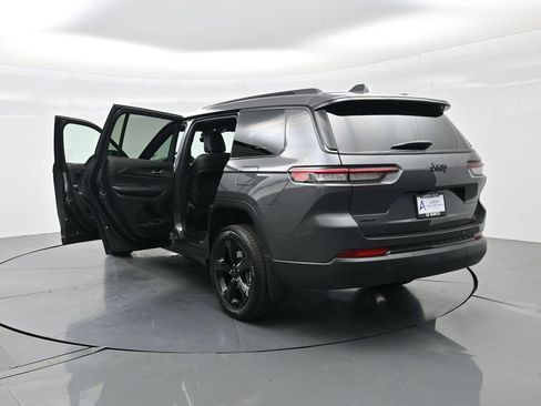 New 2025 Jeep Grand Cherokee L Altitude image 44