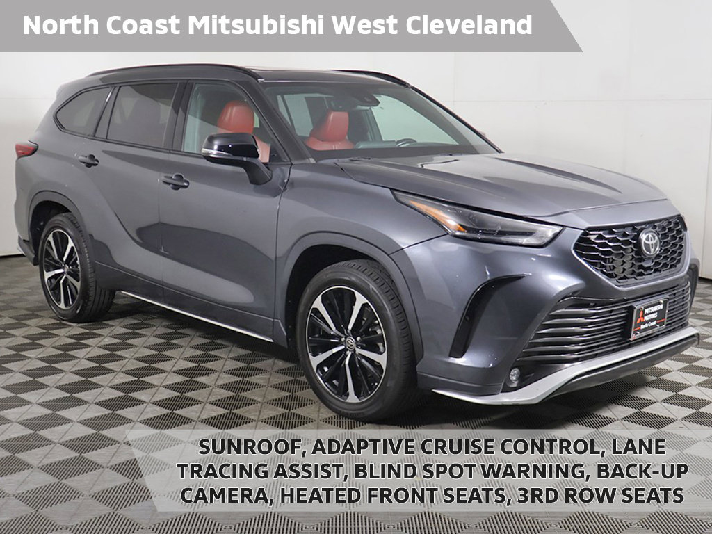 Used 2021 Toyota Highlander XSE AWD/4WD image 1