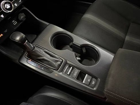 Used 2022 Honda Civic Sport image 40