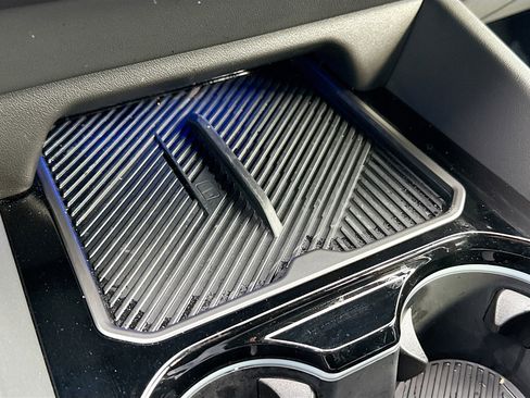 Used 2026 BMW 530i image 32