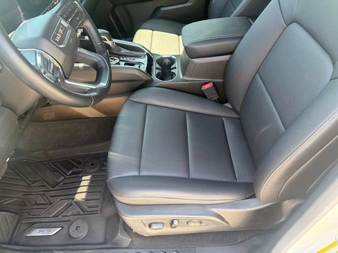 Used 2023 GMC Canyon Elevation w/ Elevation Premium Package AWD/4WD image 24