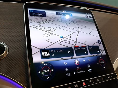 Used 2023 Mercedes-Benz EQE 350+ 4MATIC Sedan image 28