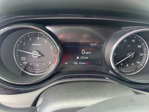 Used 2021 Buick Encore GX Preferred w/ Sport Touring Package FWD image 7