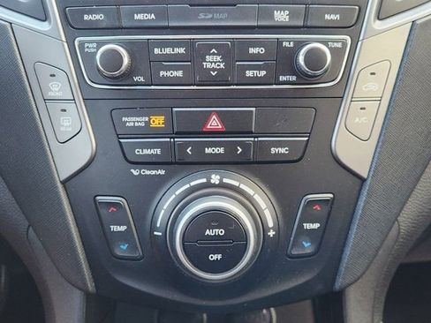 Used 2018 Hyundai Santa Fe Sport image 22