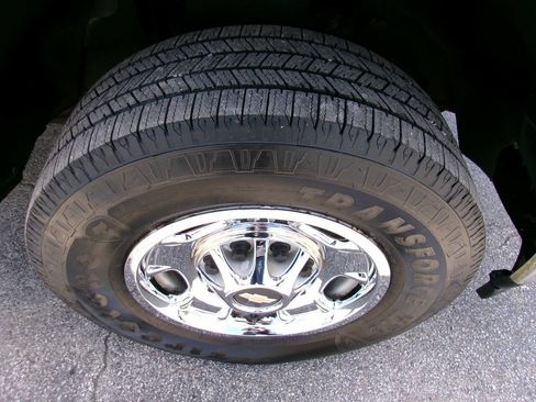 Used 2012 Chevrolet Silverado 2500 W/T AWD/4WD image 12
