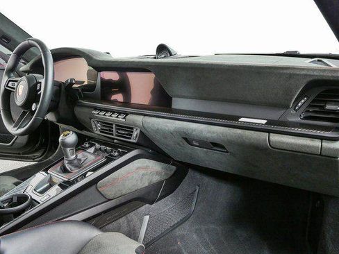 Certified 2026 Porsche 911 GT3 RWD image 21