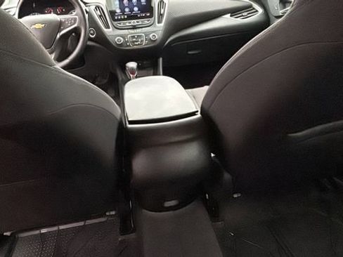 Used 2025 Chevrolet Malibu RS image 20