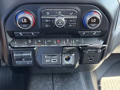 Used 2020 Chevrolet Silverado 1500 LT w/ All-Star Edition AWD/4WD image 18