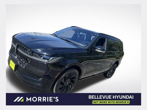 Used 2025 Lincoln Navigator Reserve w/ Jet Appearance Package AWD/4WD image 1