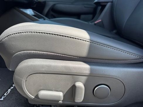 New 2026 Hyundai Kona Limited FWD image 12