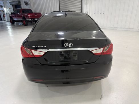 Used 2012 Hyundai Sonata GLS FWD image 4