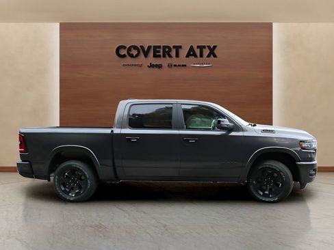New 2026 RAM 1500 4x4 Crew Cab image 6