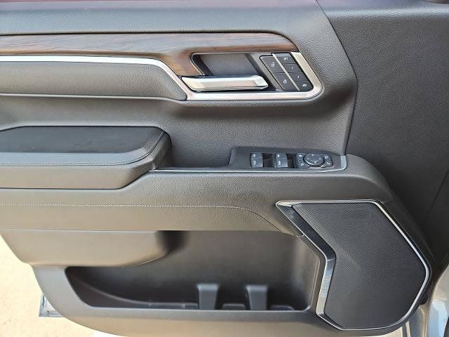 Certified 2025 GMC Sierra 1500 SLT RWD image 21