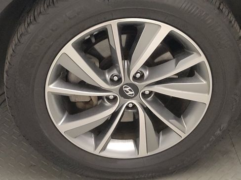 Used 2020 Hyundai Santa Fe SEL w/ Convenience + Premium Package FWD image 31