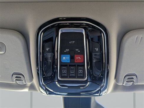 Used 2022 Jeep Grand Wagoneer Series I w/ Flexible Seating Group image 28