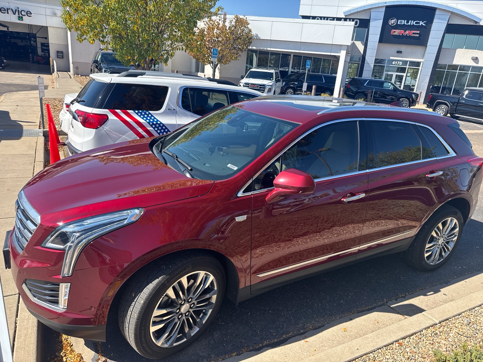 Used 2018 Cadillac XT5 Premium Luxury w/ Driver Assist Package AWD/4WD image 1