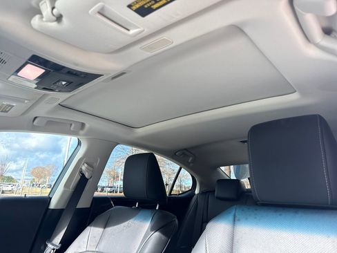 Used 2021 Lexus ES 350 w/ Premium Package image 22