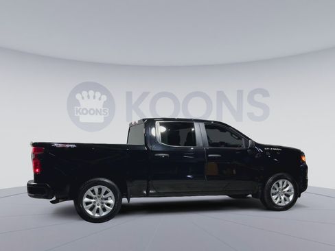 Used 2023 Chevrolet Silverado 1500 Custom image 7