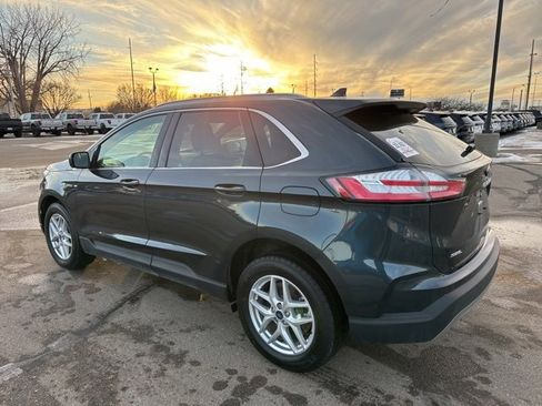 Used 2022 Ford Edge SEL w/ Convenience Package image 6