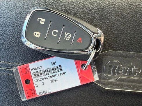 Used 2025 Chevrolet Malibu LT image 20