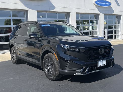Certified 2026 Honda CR-V TrailSport image 1