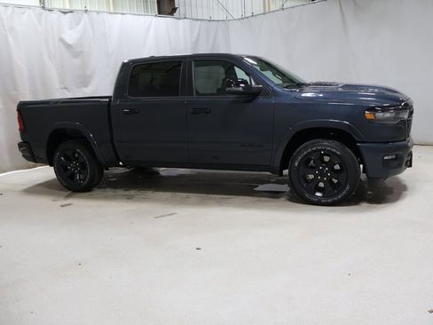 New 2026 RAM 1500 4x4 Crew Cab image 6