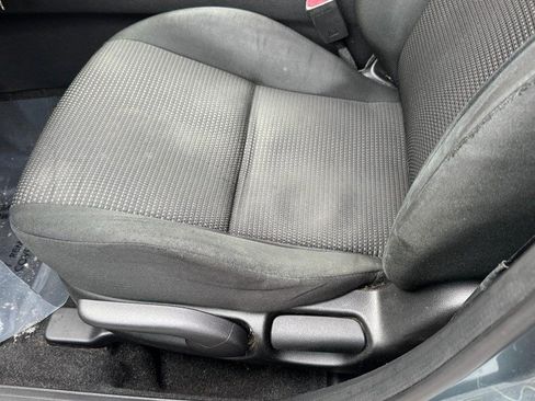 Used 2013 MAZDA MAZDA3 i Sport image 21