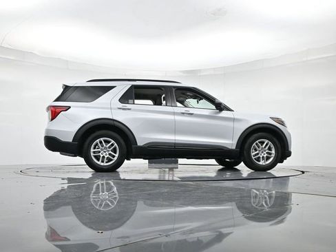 New 2026 Ford Explorer Active image 31
