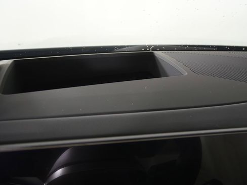 New 2026 BMW i5 eDrive40 w/ M Sport Package image 18