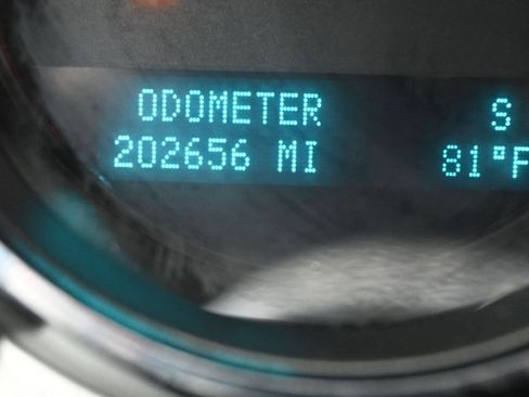 Used 2009 Chevrolet Silverado 1500 LT w/ Power Pack Plus AWD/4WD image 17