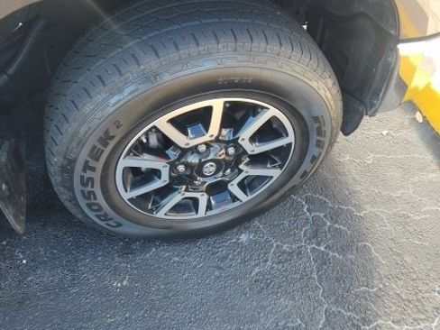 Used 2019 Toyota Tundra SR5 w/ TRD Off Road Package image 6