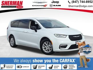 Used 2024 Chrysler Pacifica Touring-L FWD video 1