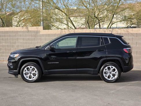 Certified 2025 Jeep Compass Latitude image 6