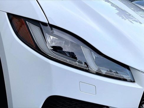 Used 2025 Jaguar F-PACE R-Dynamic S image 30